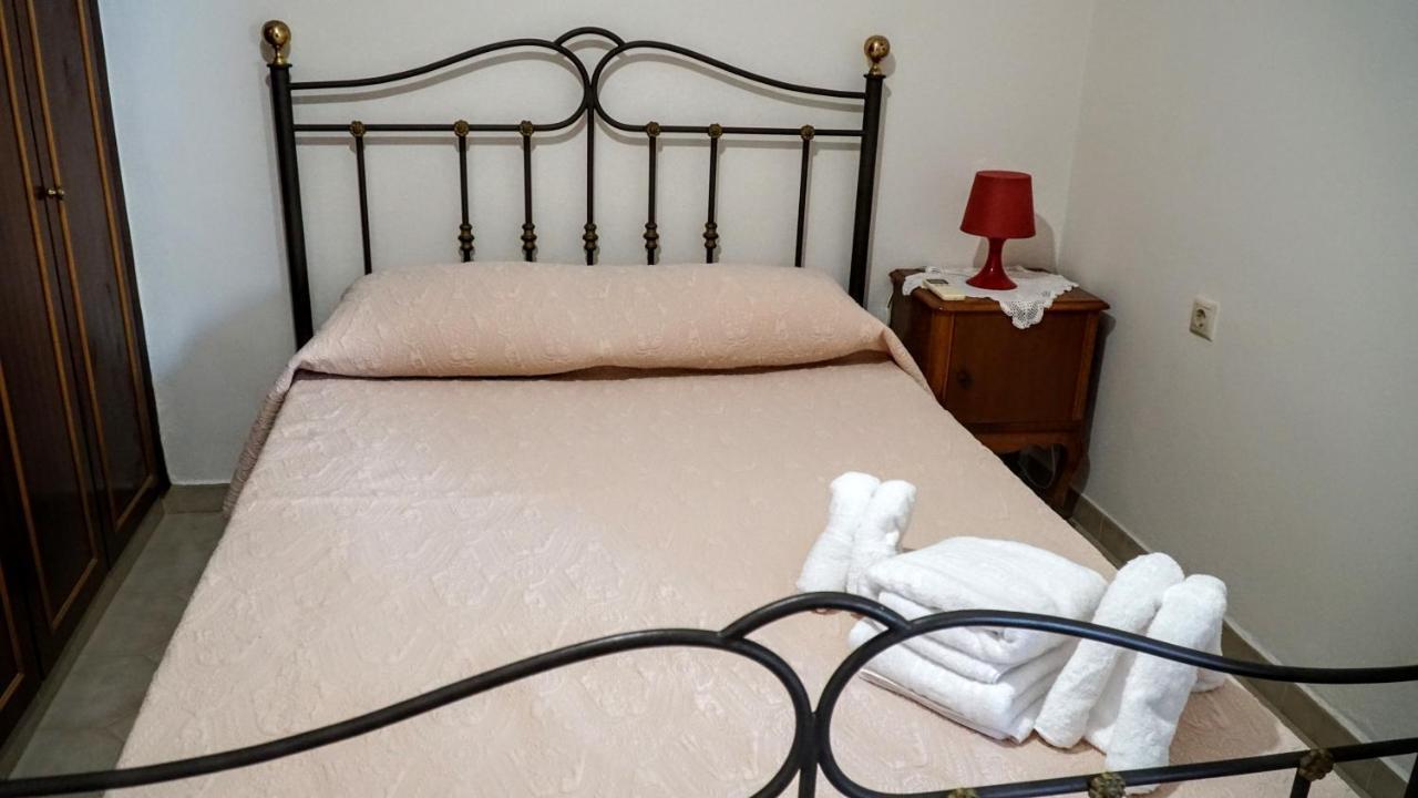 Villa Astradeni Simi Eksteriør billede